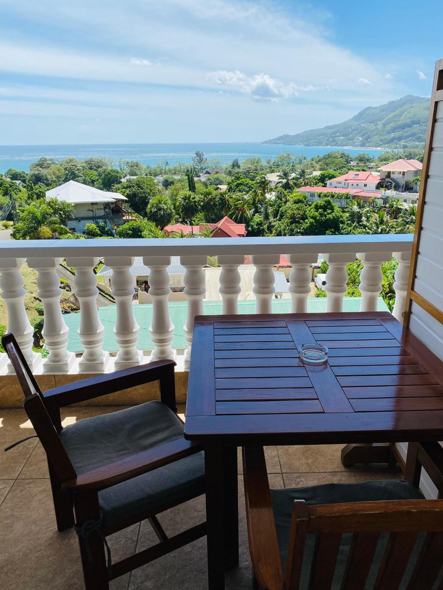 Oceanic View Apartments Beau Vallon  Extérieur photo