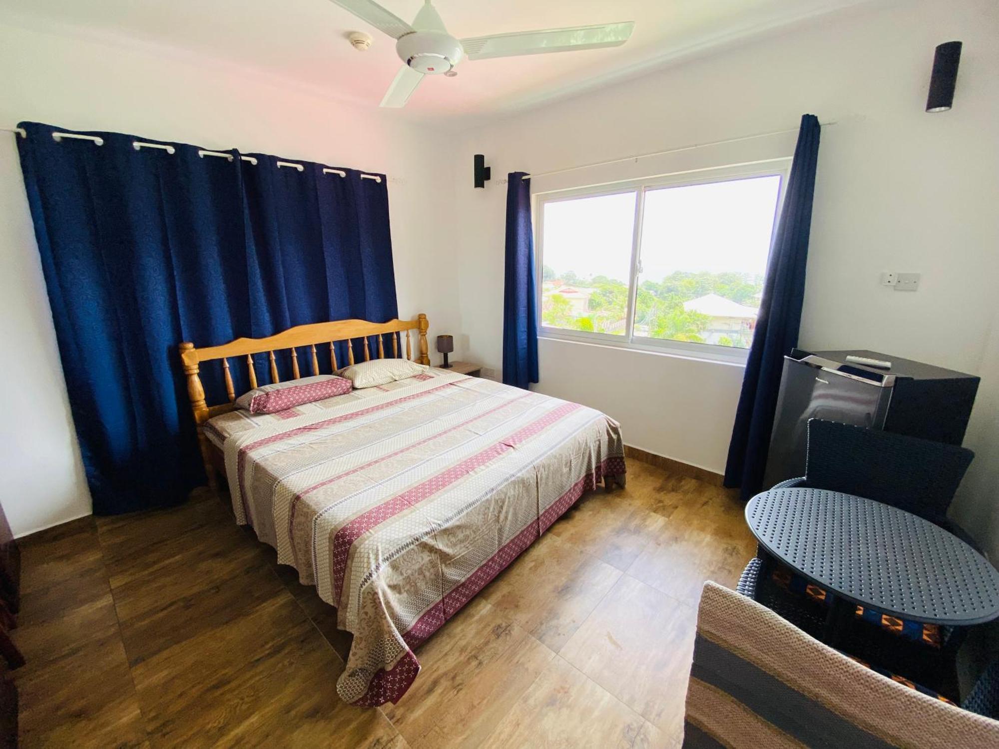 Oceanic View Apartments Beau Vallon  Extérieur photo