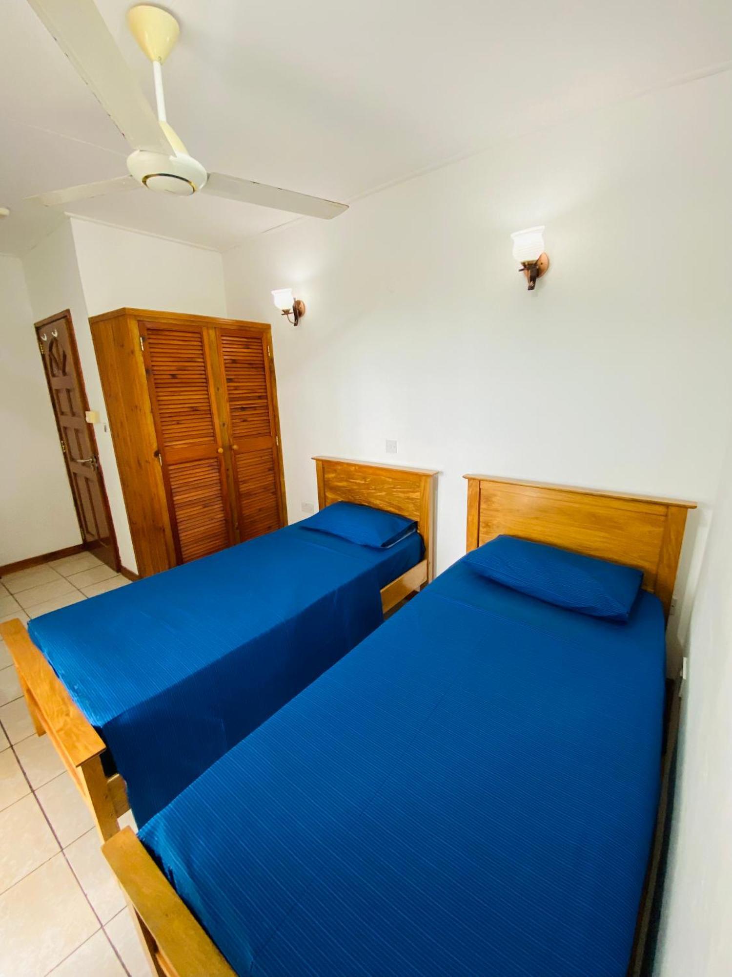 Oceanic View Apartments Beau Vallon  Extérieur photo