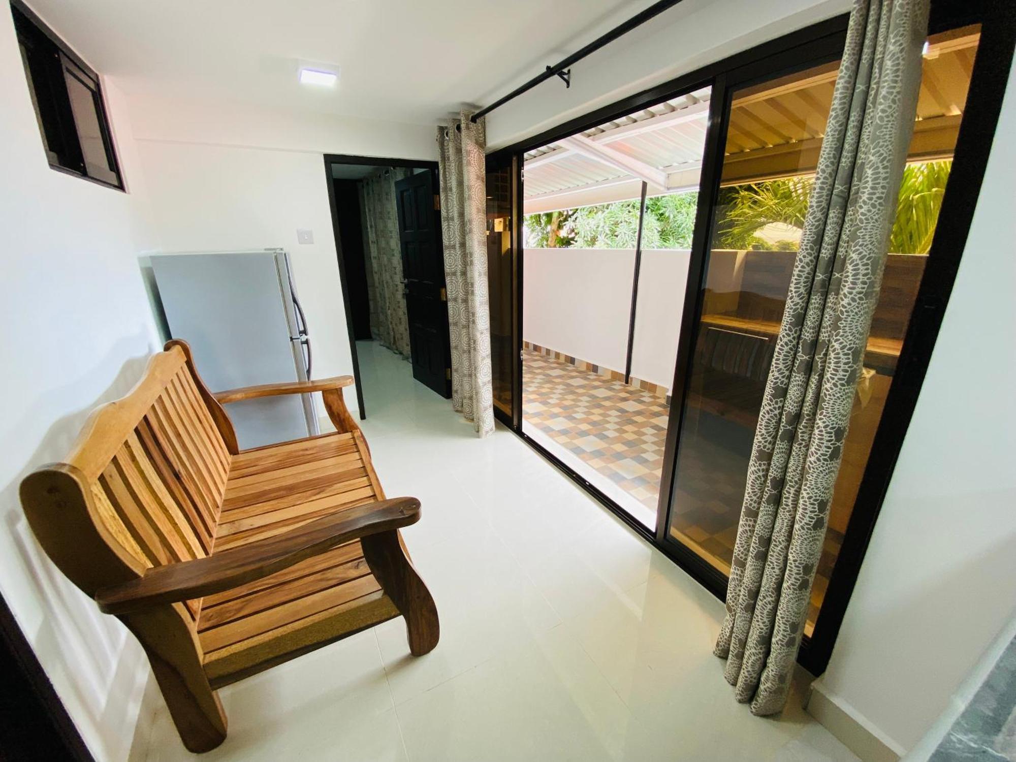 Oceanic View Apartments Beau Vallon  Extérieur photo