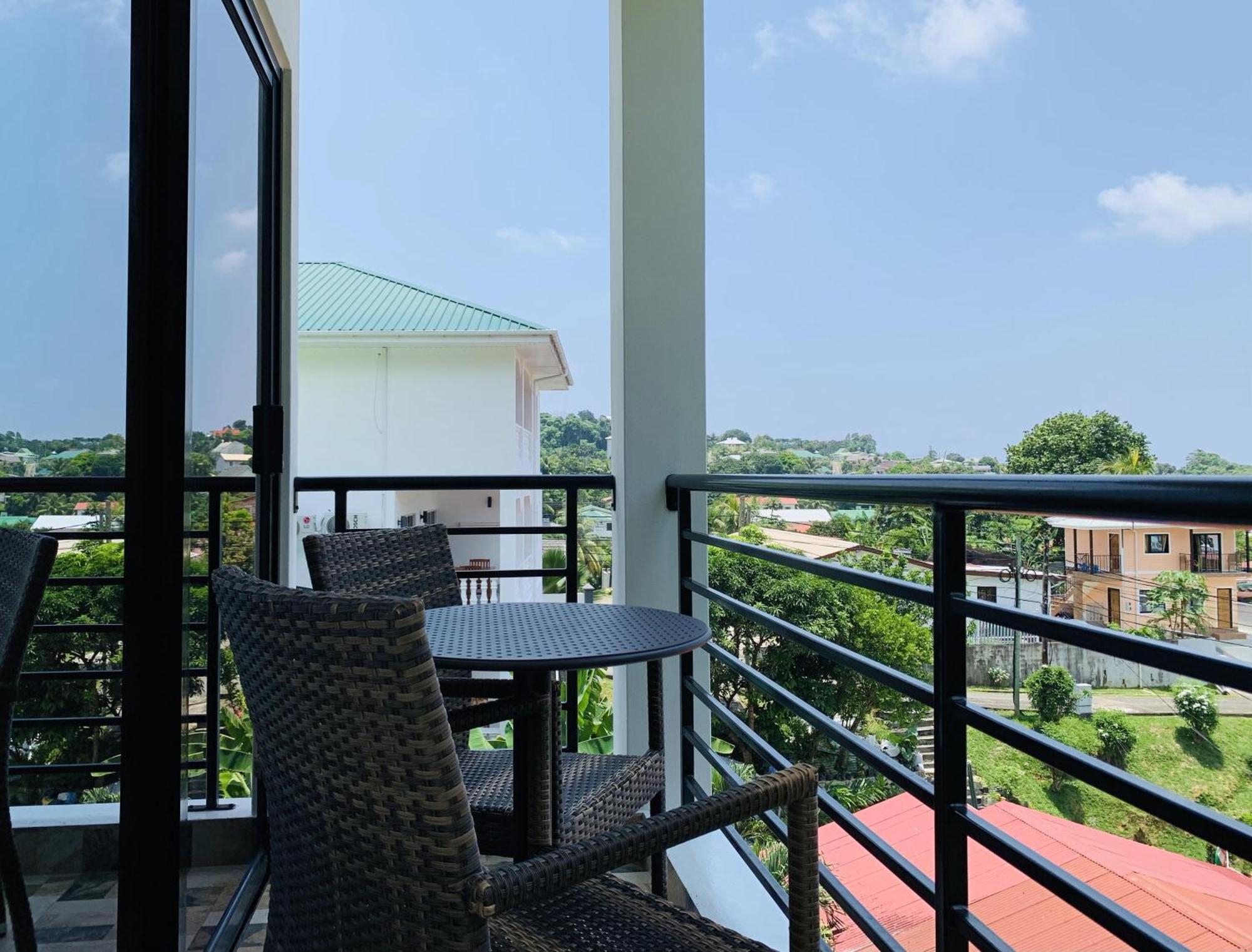 Oceanic View Apartments Beau Vallon  Extérieur photo