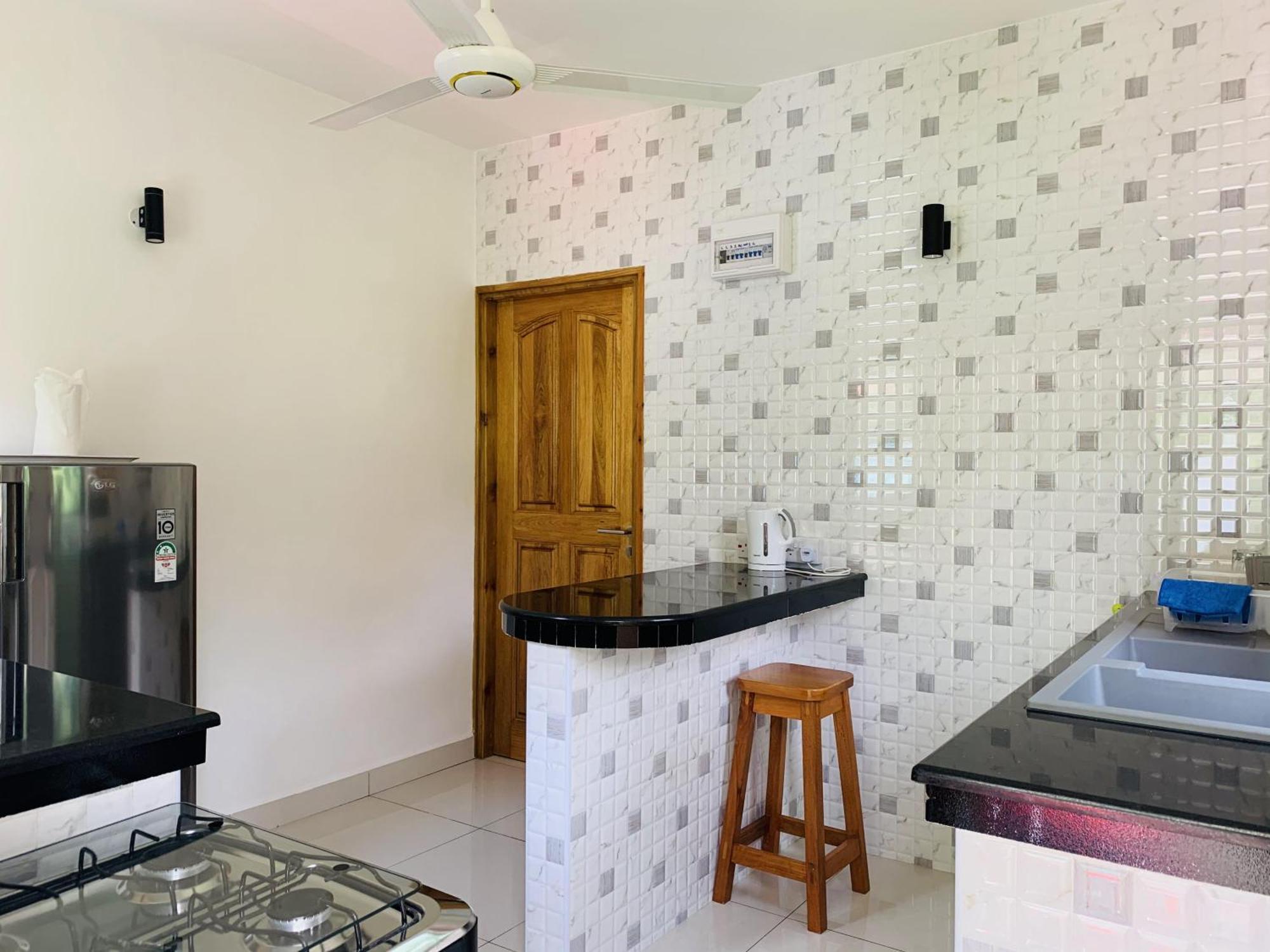 Oceanic View Apartments Beau Vallon  Extérieur photo